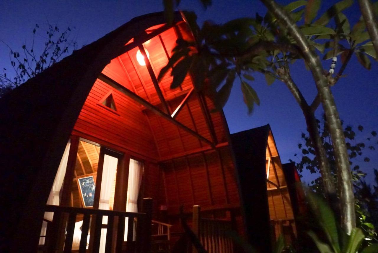 Kibu Kauh Sunrise Cottage Sakti Екстериор снимка